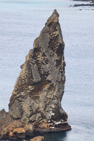 Galápagos Inseln: einen der schönsten Ausblicke auf Galápagos hat man auf der Insel Bartolomé