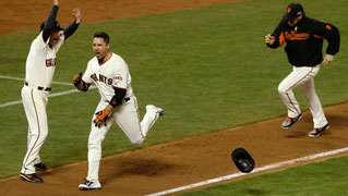 Nella foto Travis Ishikawa
