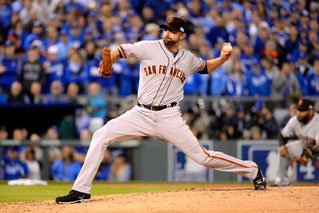 Nella foto Jeremy Affeldt (Ron Vesely/Getty Images)