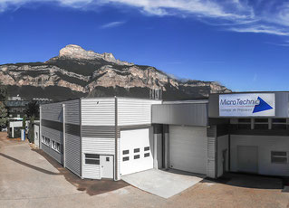 Micro technic - usinage de précision à Crolles (Rhône Alpes, Isère, proche Grenoble)