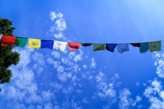 Lu Jong Innsbruck, Lu Jong Verena Frank, Lu Jong, kraftort, tibetische Gebetsfahnen 