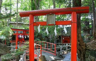 白石神社周辺には縄文人も住んでいた。