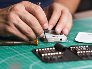 Handy-Reparatur - computer-matrais Webseite!