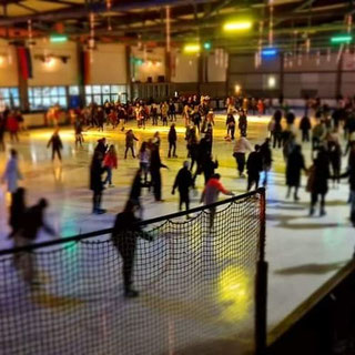 Öffnungszeiten und Preise - Eissporthalle Rheine