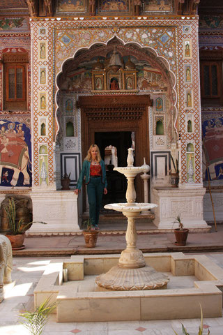 Nadine Leprince dans son Haveli