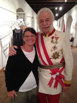 Maria backstage mit "Kaiser" Harald Serafin