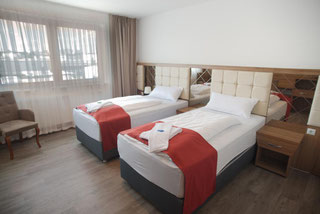 Zimmer & Hotel - Hotel Hausen Messe- Schulungs- & Konferenzhotel