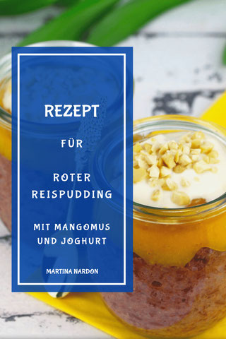 Roter Reispudding mit Mangomus und Joghurt