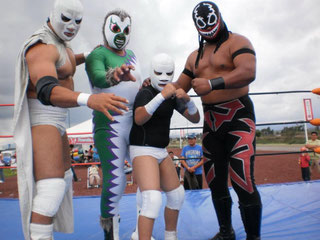 FIESTA LUCHA LIBRE SHOW