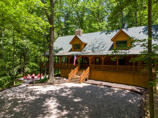 Aspen Hollow Lodge Hockinglodgingcompany Luxury Lodge Cabin Rentals In Hocking Hills