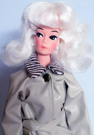 Davtex clone doll. Photo from Worthpoint.