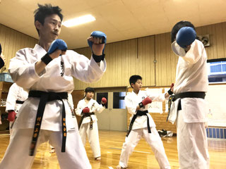千葉市　美浜区　検見川　磯辺　空手　道場　親子空手　空手道場　千葉　磯辺空手　煌城会館　生徒