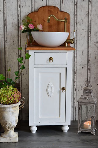 Landhaus-Stil Waschtische - Land & Liebe Badmöbel Landhaus