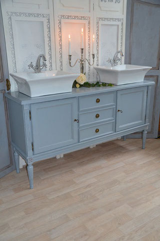 Vintage Waschtische - funktionstüchtig aufgearbeitet - Land & Liebe