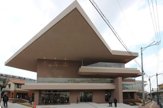 小堀哲夫の梅光学院大学を見る案内する人