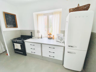 Fugenlose Wand- u. Bodenbeschichtungen - Die flüssige Fliese