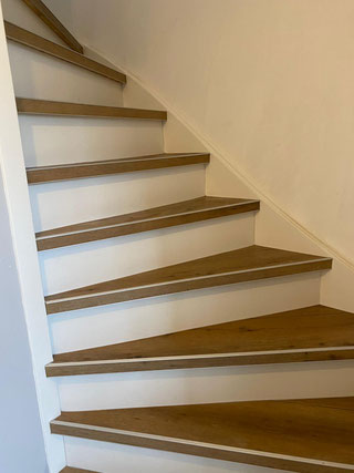 Trap renovatie met laminaat voorbeeld