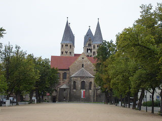 "Halberstadt Liebfrauenkirche". Licensed under CC BY-SA 3.0 via Wikimedia Commons - https://commons.wikimedia.org/wiki/File:Halberstadt_Liebfrauenkirche.jpg#/media/File:Halberstadt_Liebfrauenkirche.jpg