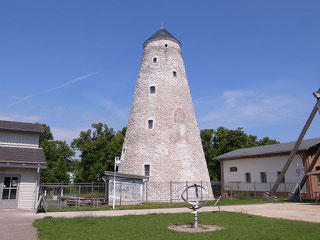 {{Information |Description=Schönebeck,Soleturm Salzelmen |Source=Eigenes Werk (own work) |Date=2011-07-10 |Author=M_H.DE |Permission= |other_versions= }} {{Location dec|51.997607|11.721444}} Category:Soleturm Bad Salzelmen (Schönebeck)