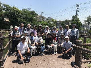 斎藤先生が右端です。