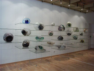 Glaskunst, Studioglas, Ausstellung, Jörg Zimmermann, Wabenobjekt