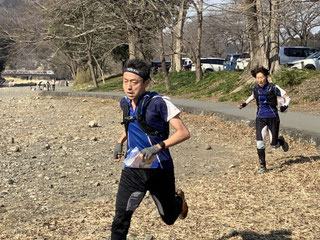 OMO2025エリートクラスで優勝した源後・皆川チーム。3連覇