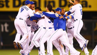I Kansas City Royals dopo la vittoria alla Wild Card (DILIP VISHWANAT, GETTY IMAGES)