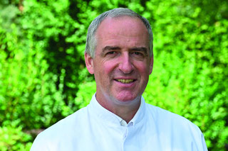 Dr. Wolfgang Rimili, Chefarzt der Abteilung Innere Medizin und Gastroenterologe der Hunsrück Klinik