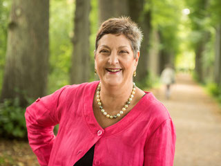 Constanze Sibylle Bauer (Foto), die Gründerin von Jolly Arts®