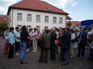 vor dem Konrad Zuse Museum