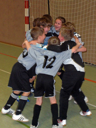 Das F- Jugend- Siegerteam des FSV- Schröck
