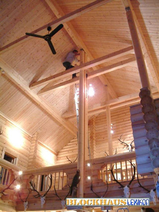 Blockhaus - Wohnblockhaus - Wartung - Holzhaus selber bauen - Bausatz - Massive Holzhäuser - Blockbohlenhäuser zum Wohnen  - Wartung -  Pflege - Service - Blockhausbauer  Deutschland - Holzhäuser - Niedrigenergiehaus aus Holz - Energiesparhaus 