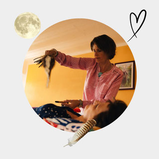 In meiner Schamanischen Praxis (Eagle Coaching) wende ich die Weisheit der Q'ero Schamanen ein und unterstütze die Klienten mit der Systemischen Aufstellung. Ein weiterer Aspekt ist die Atem- und Klangtherapie, welche meine Klienten unterstützt.