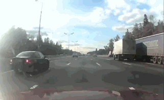 Russia ; car ; truck ; accident ; gif : joyreactor.com