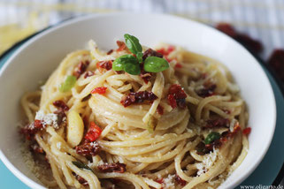 Spaghetti mit Frischkäse und getrockneten Tomaten Oligarto Rezepte