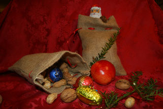 Nikolaussäcken als Geschenk für die Weihnachtsfeier