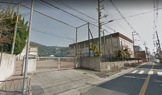 マンハイムグラン石切,孔舎衙小学校