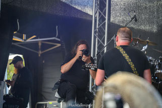 Hier wieder mal auf der Bühne beim NordRock Openair