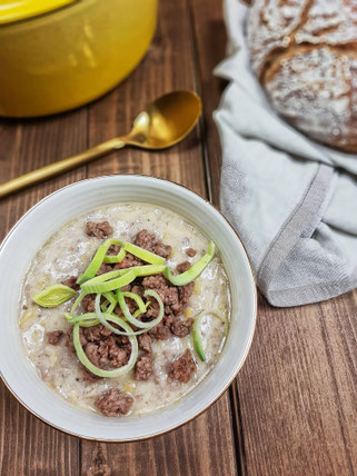 Hackfleisch-Käse-Lauch-Suppe