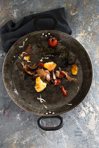 leere Pfanne Kaiserschmarren