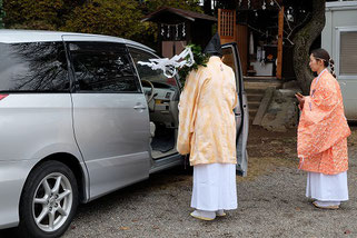 車の交通安全祈願です