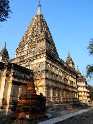 Mahabodhi temple in Bagan