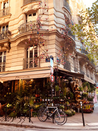 flower shop in Paris