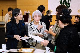 懇親会の様子