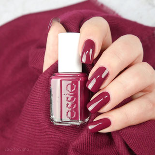 essie • nailed it (EU 516) • Congrats Collection