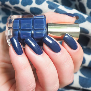 swatch L'ORÉAL BLEU ROYAL 668 Color Riche Le Vernis