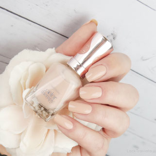 Sally Hansen • Re-nude • color therapy Collection