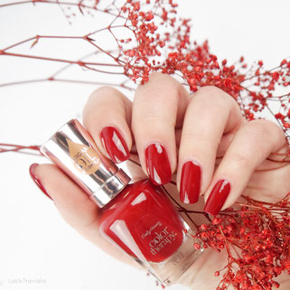 Sally Hansen • Red-y to Glow • color therapy