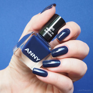 swatch ANNY • denim on the rocks