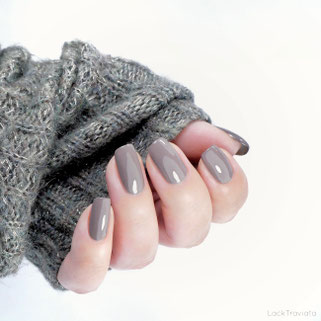 essie • easily suede (EU 661) • Sweater Weather Collection (fall 2019)